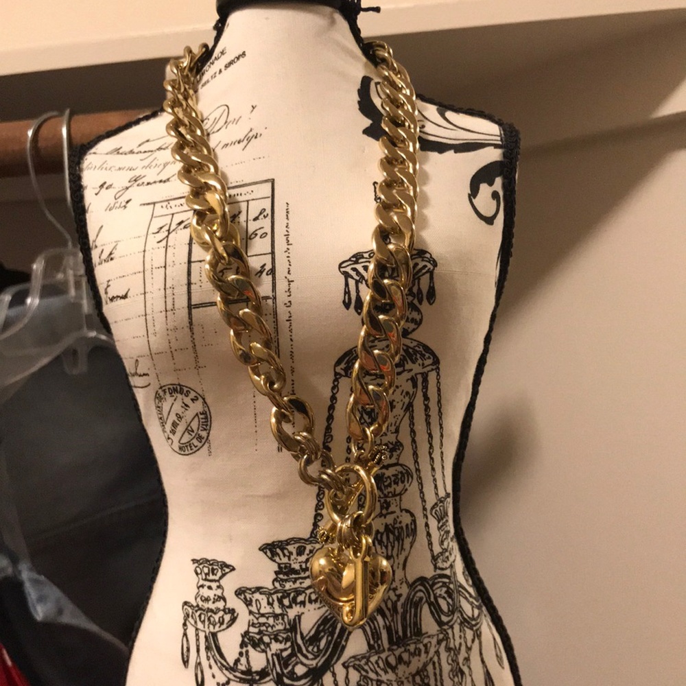 Juicy Couture heart necklace